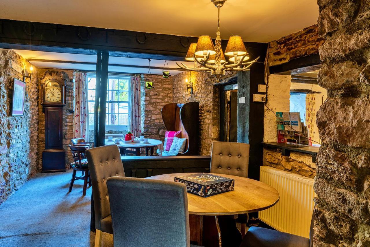 Finest Retreats - The Old Church House Inn Broadhempston Exterior foto